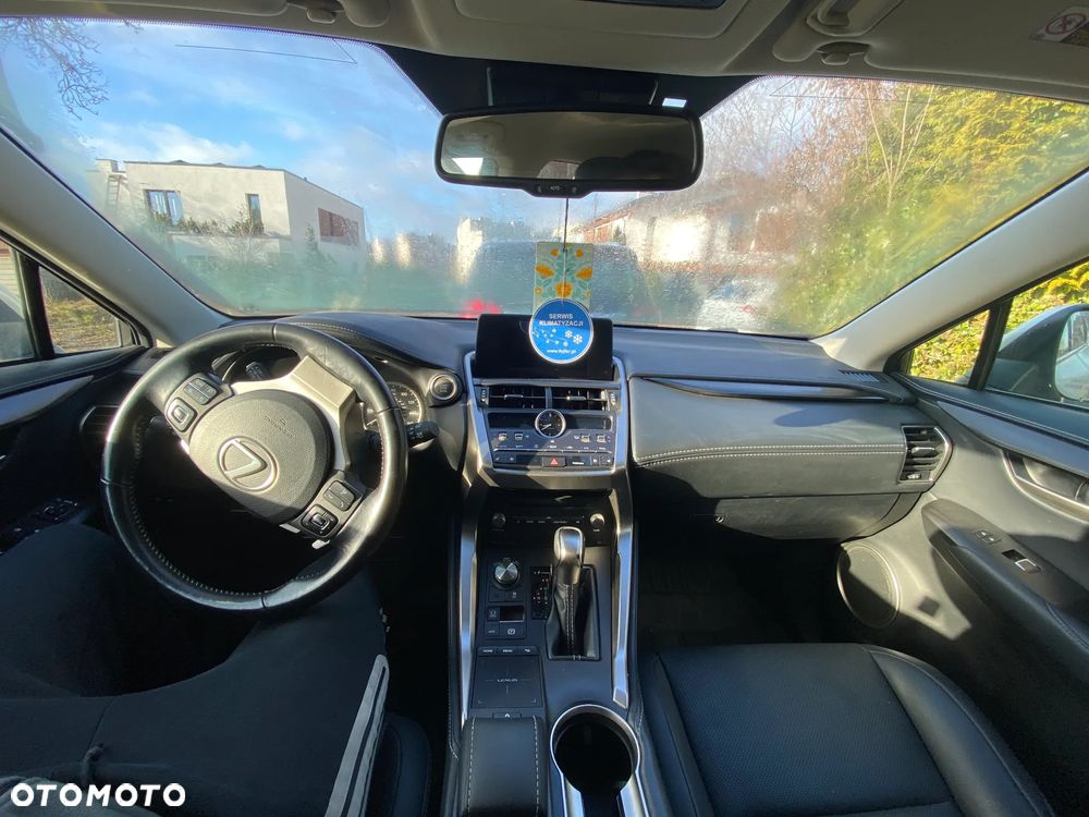 Lexus NX 300 - 3