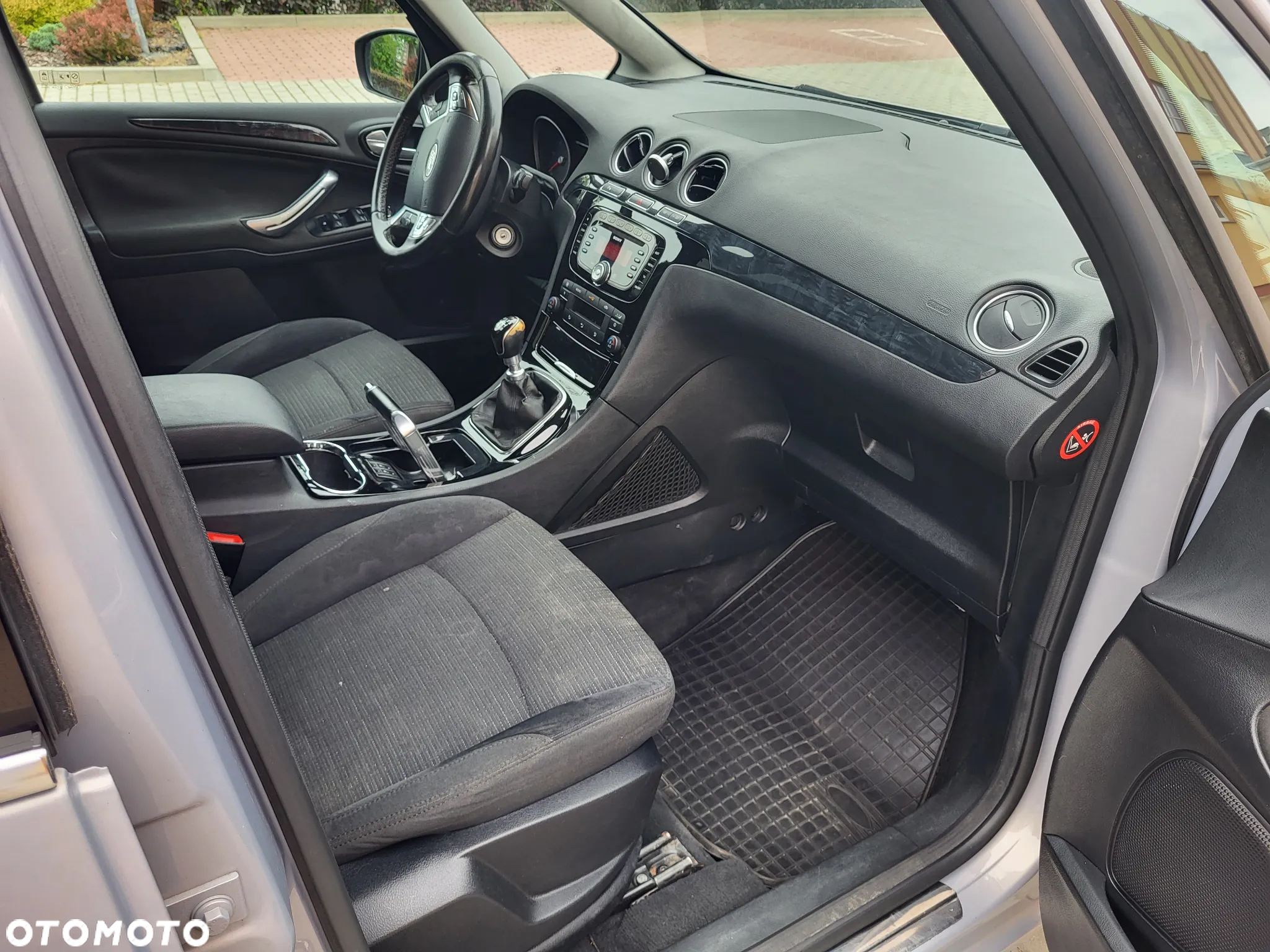 Ford Galaxy 2.0 TDCi Ghia - 14