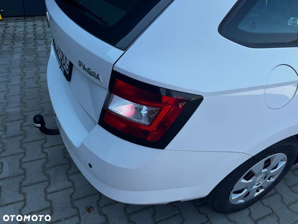 Skoda Fabia 1.0 Ambition - 4