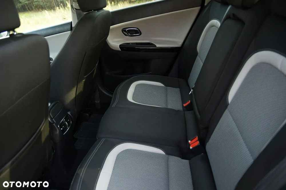 Kia Ceed 1.6 GDI DCT Platinum Edition - 22