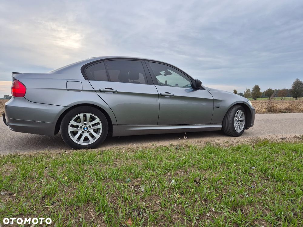 BMW Seria 3 - 11