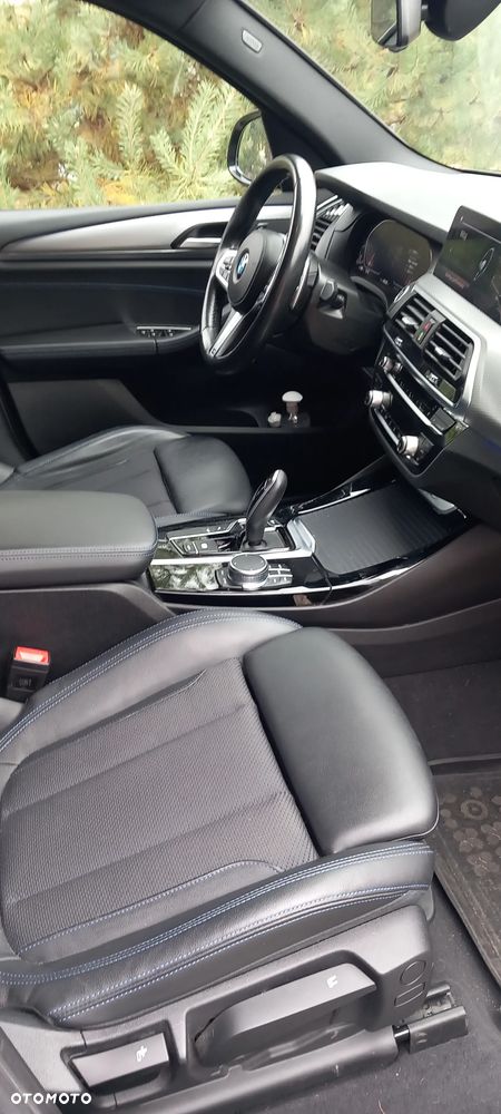 BMW X3 xDrive20d - 9