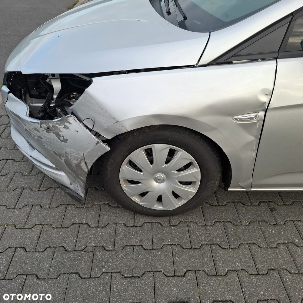 Opel Astra 1.0 Turbo Start/Stop Sports Tourer Active - 11