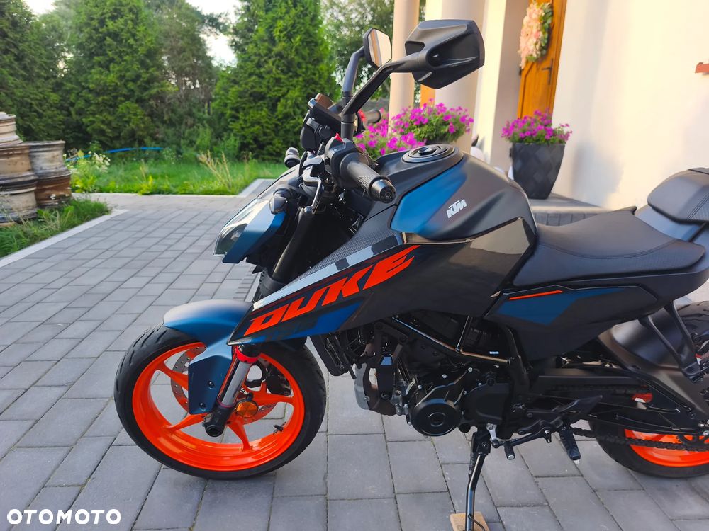KTM Duke - 19