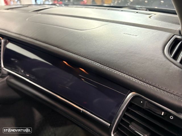 Porsche Panamera S Hybrid - 40