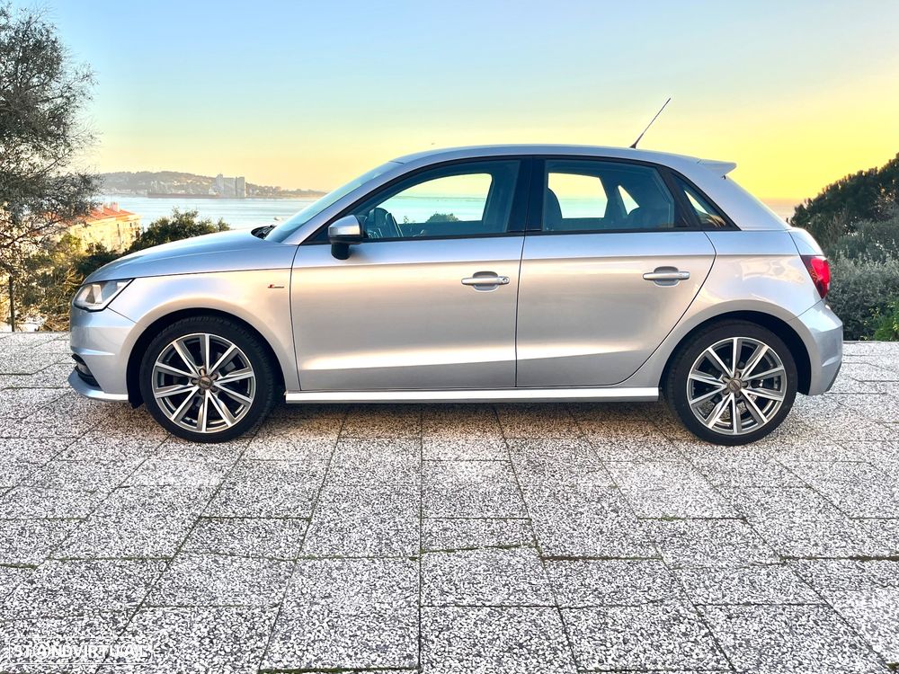 Audi A1 Sportback 1.6 TDI S-line - 2