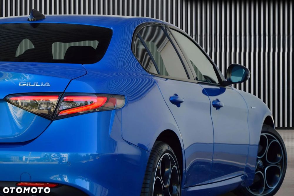 Alfa Romeo Giulia 2.0 Turbo Veloce TI Q4 - 10