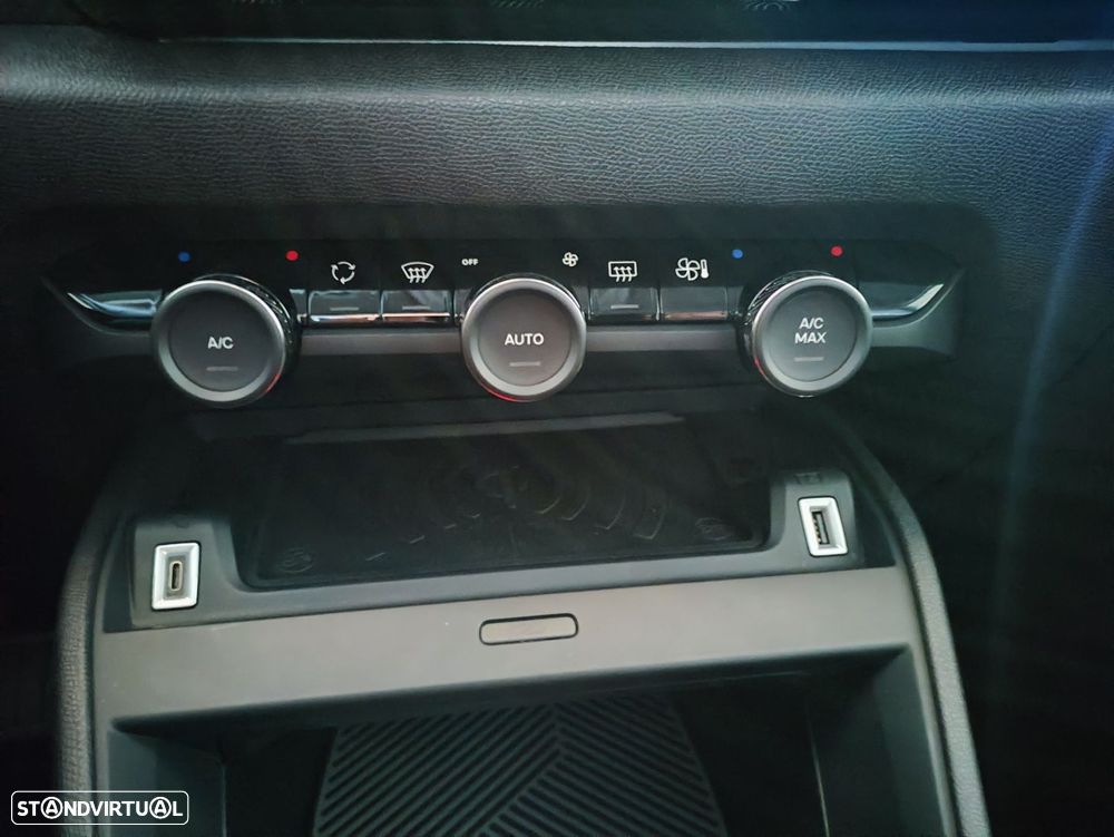 Citroën C4 X 1.5 BlueHDi Max EAT8 - 22