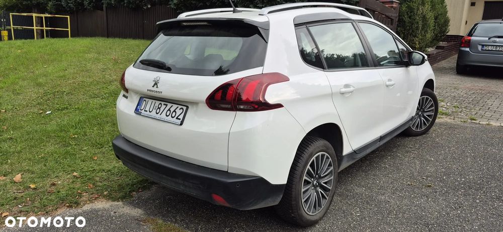 Peugeot 2008 - 10