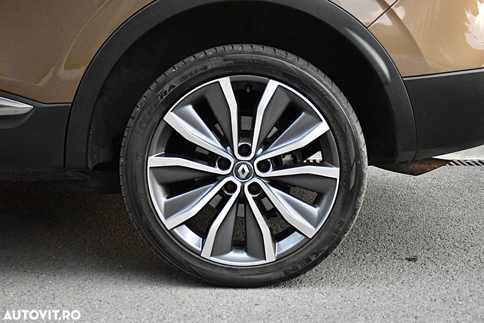 Renault Kadjar Energy dCi 130 4x4 Bose Edition - 24