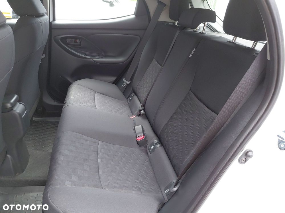 Toyota Yaris - 14