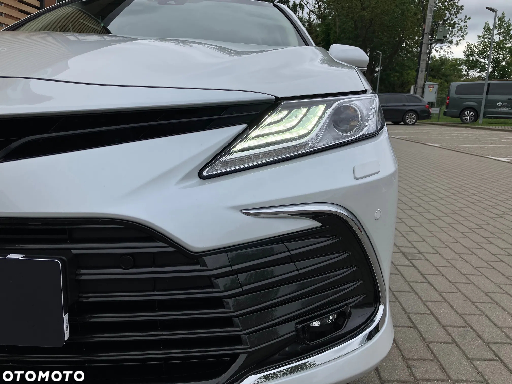 Toyota Camry 2.5 Hybrid Executive CVT - 15