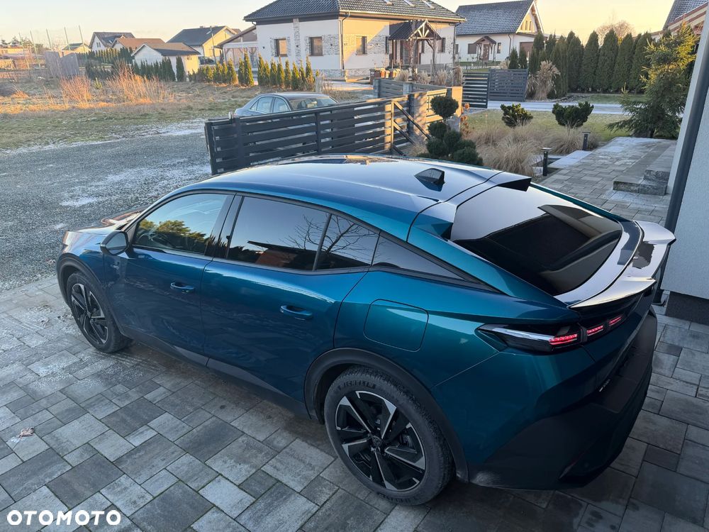 Peugeot 408 1.6 Plug-In Hybrid 225 Allure EAT8 - 5