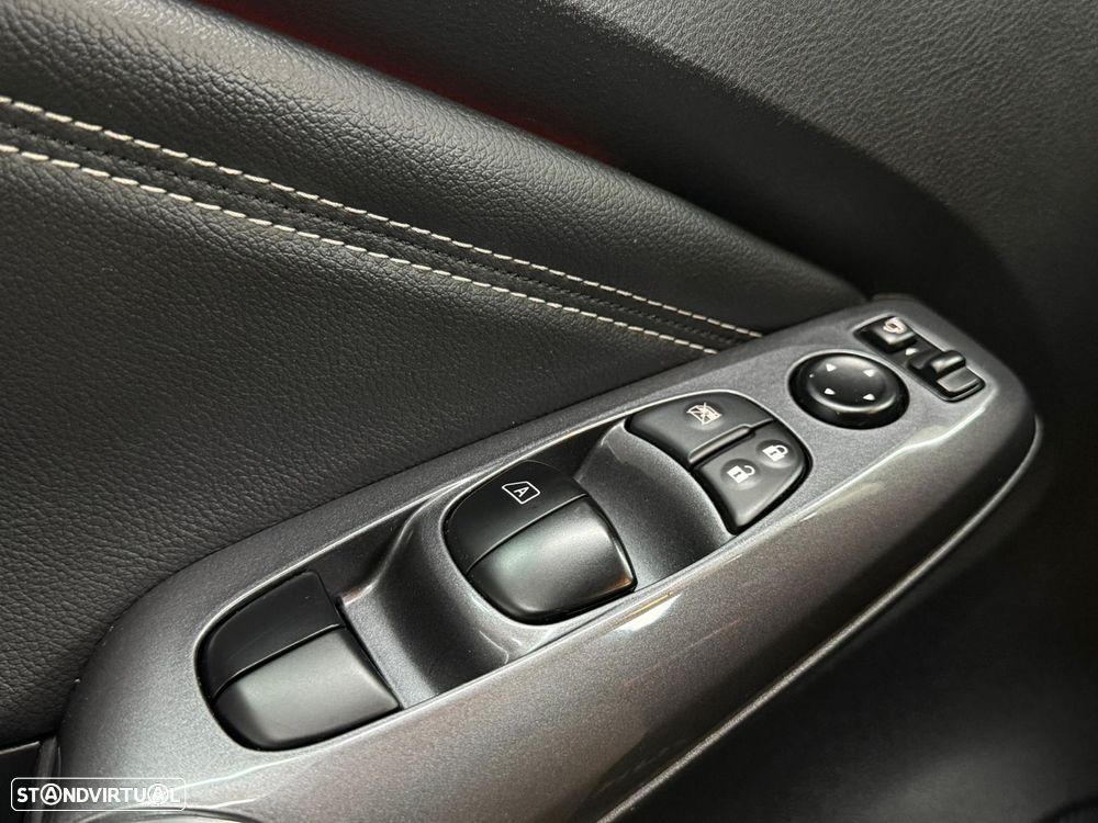 Nissan Juke 1.0 DIG-T Tekna Two Tone - 32