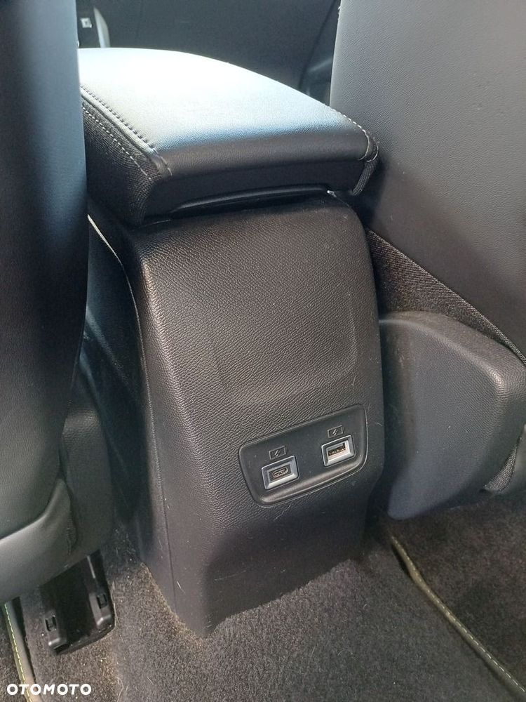 Peugeot 2008 - 37