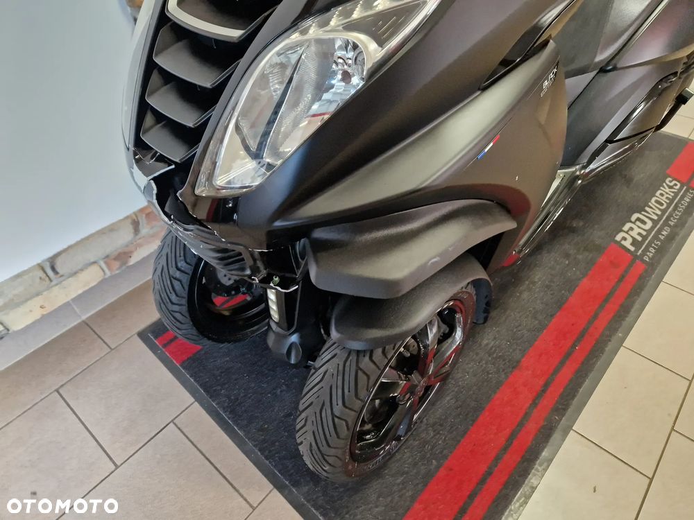 Peugeot Metropolis - 36