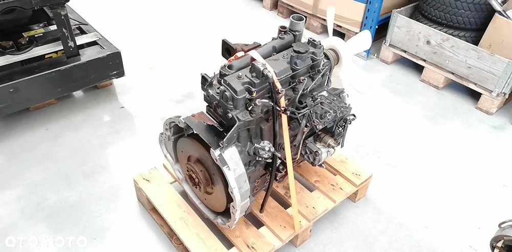 SILNIK PERKINS 104-19 KF30265U 31,7 kW 13740 netto - 6