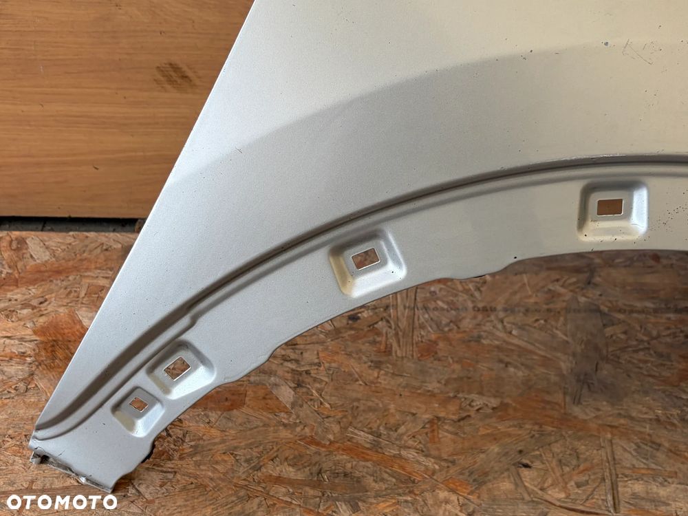 Błotnik przedni prawy Kia Sportage III 10- - 3