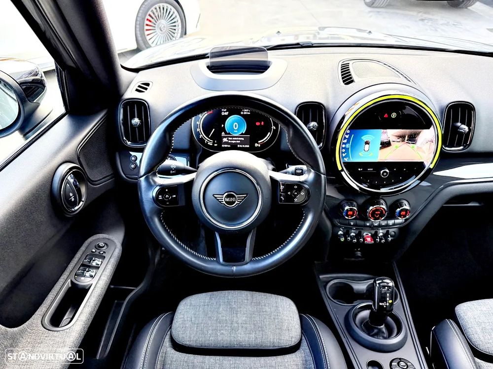 MINI Countryman Cooper Classic Auto - 11