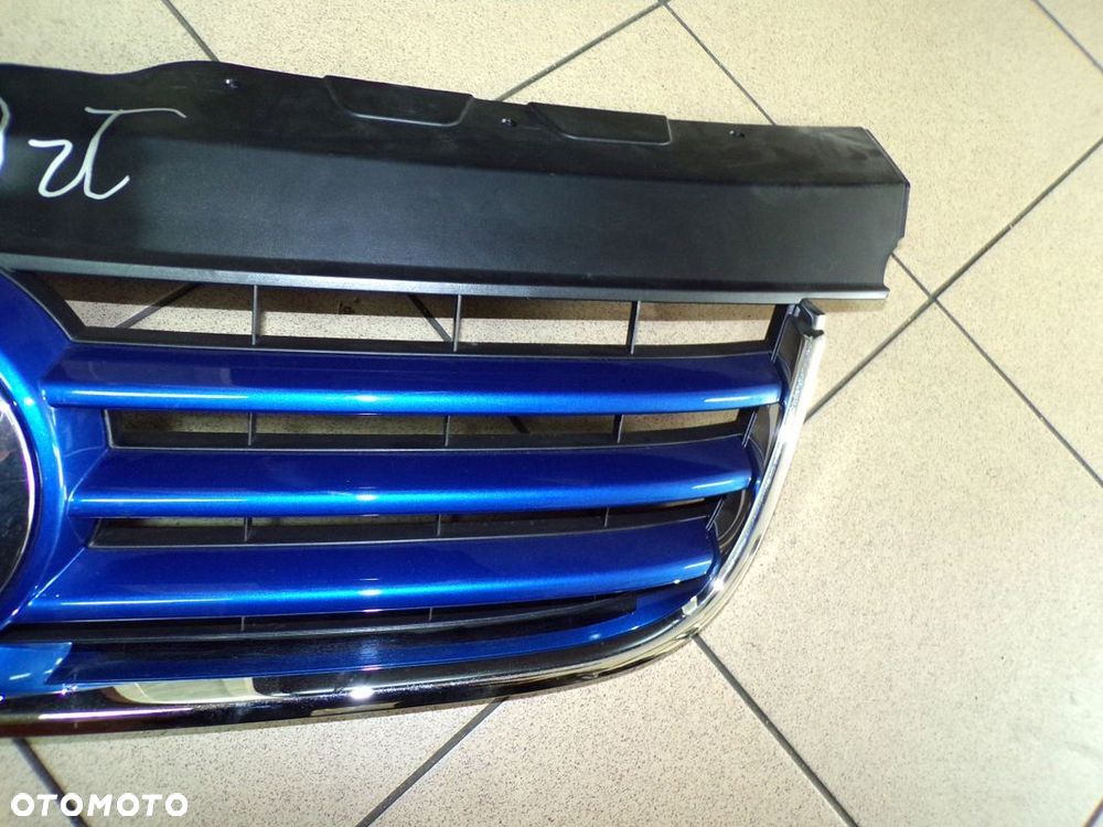 VW T5 CARAVELLE MULTIVAN 04- ATRAPA GRILL ORYGINAŁ IDEALNA - 2