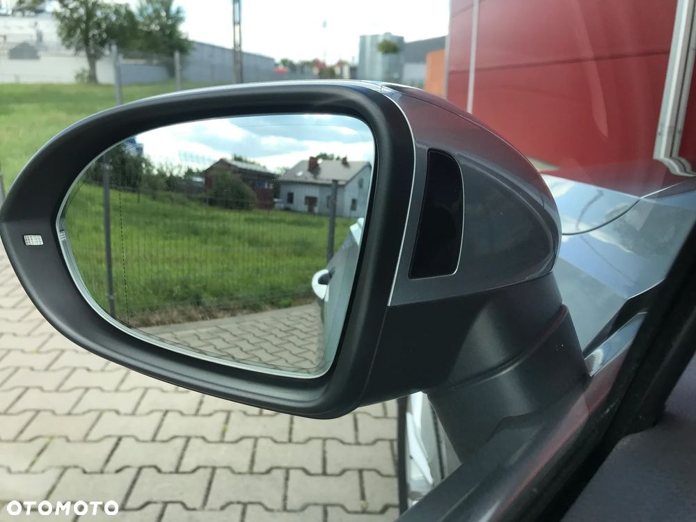 Volkswagen Passat 1.5 TSI EVO Business DSG - 27