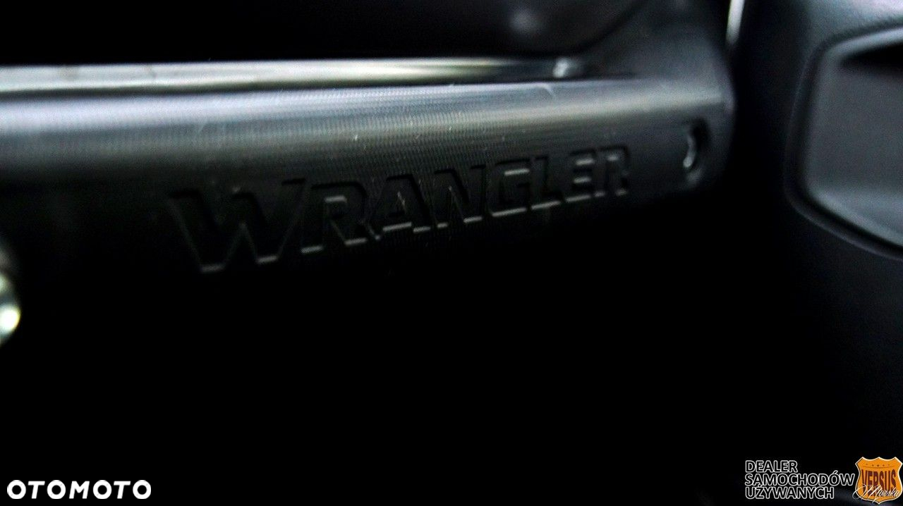 Jeep Wrangler - 31