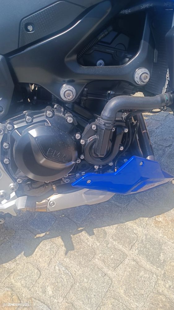 BMW F 900 R - 7