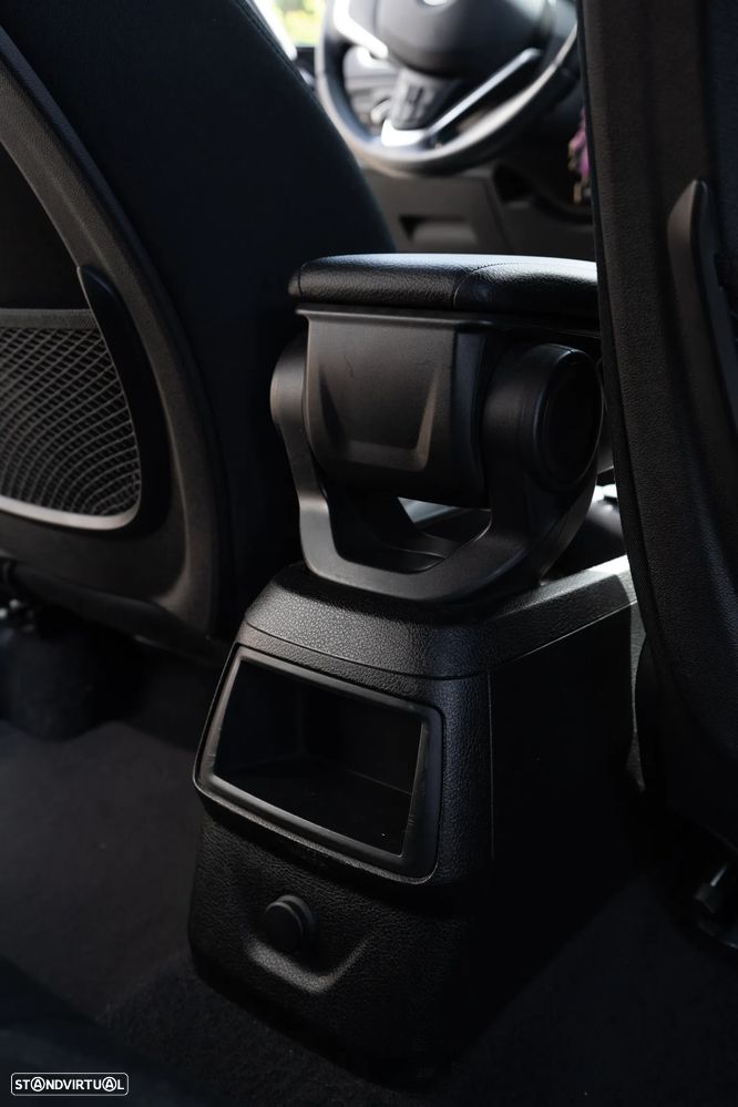BMW 216 Active Tourer d - 32