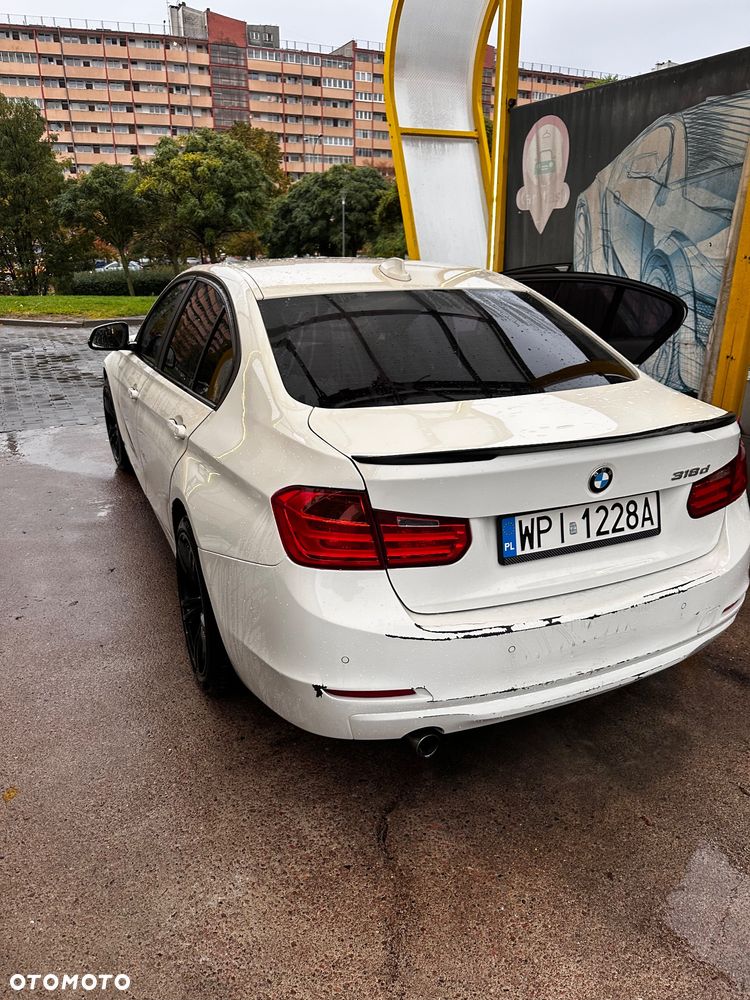 BMW Seria 3 - 32