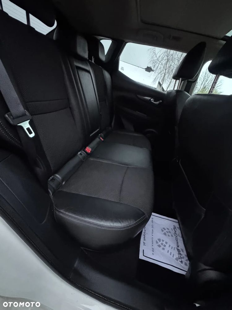 Nissan Qashqai 1.6 DIG-T TEKNA+ - 11