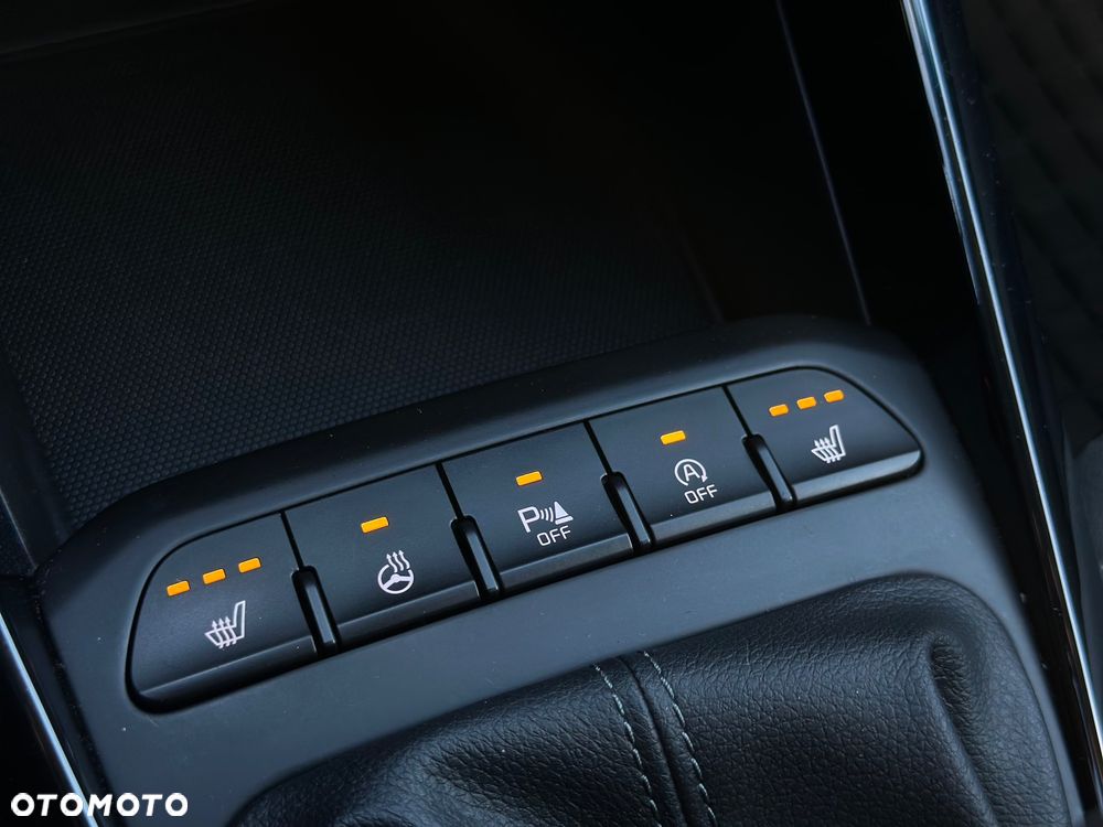Kia Stonic 1.4 L - 16