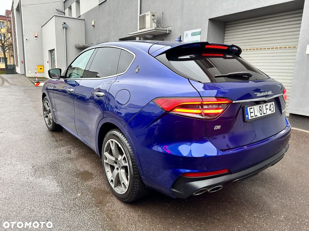 Maserati Levante Q4 - 5