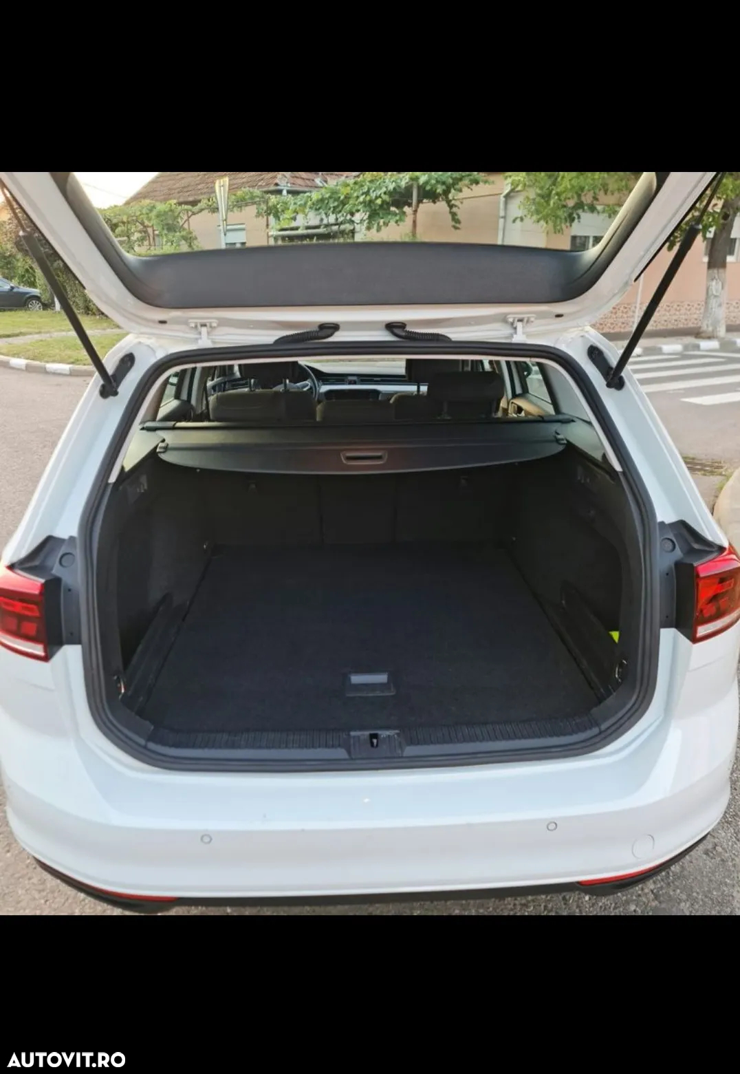 Volkswagen Passat Variant 2.0 TDI DSG (BlueMotion Technology) Comfortline - 32