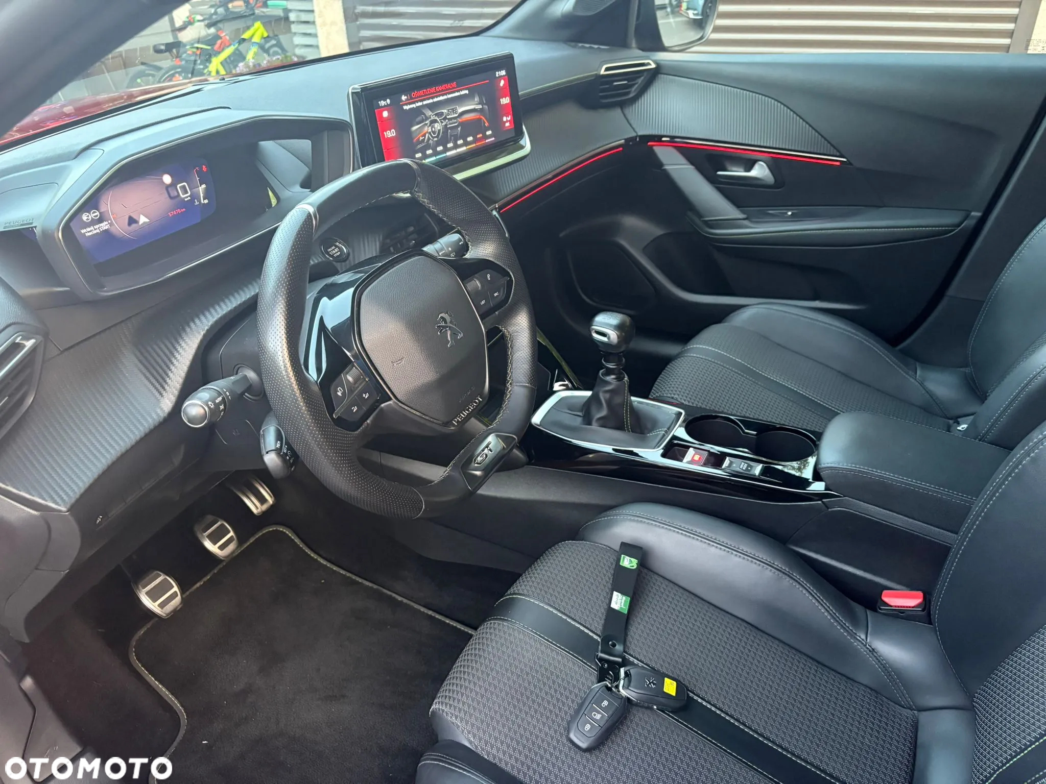 Peugeot 208 PureTech 100 GT Pack - 5