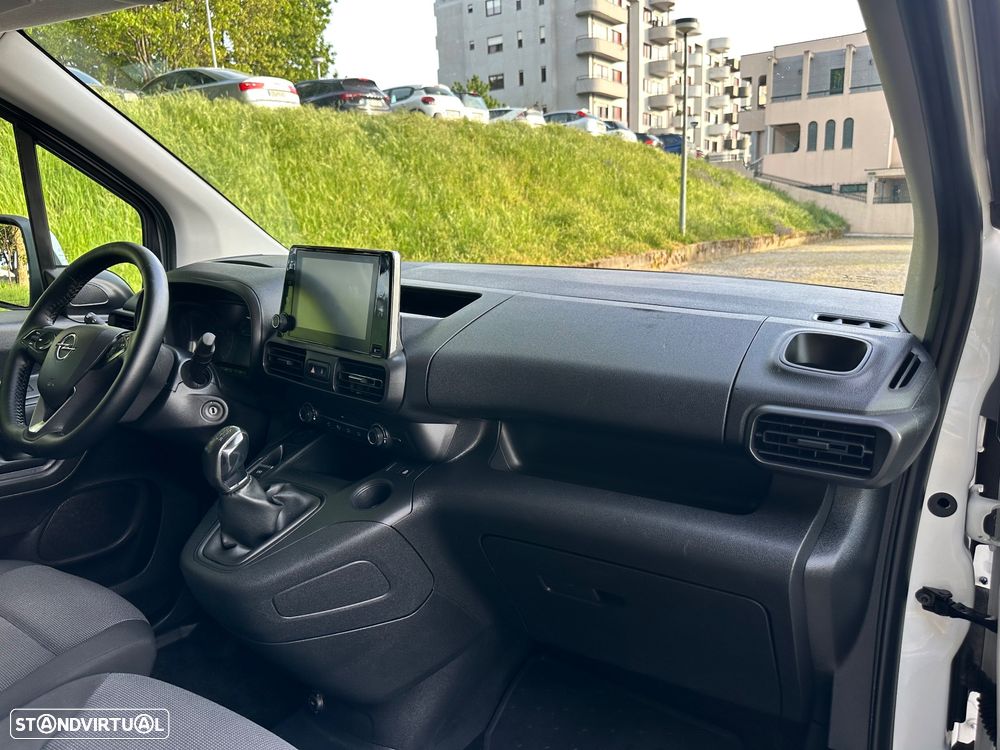 Opel Combo 1.6CDTI - 26