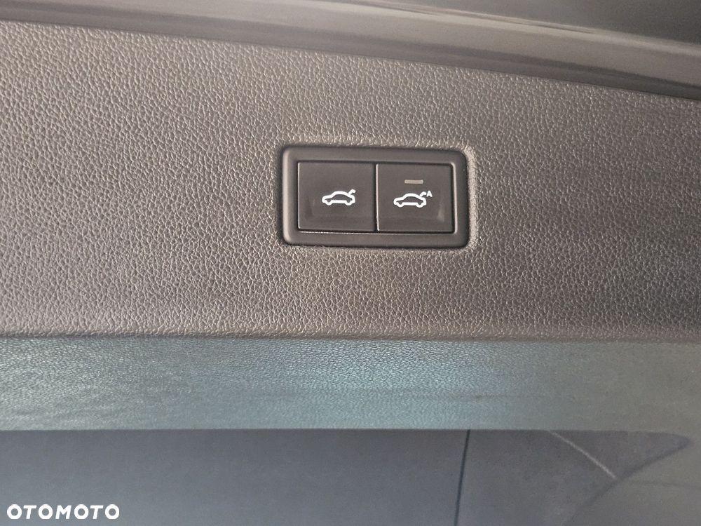 Volkswagen Tiguan - 25