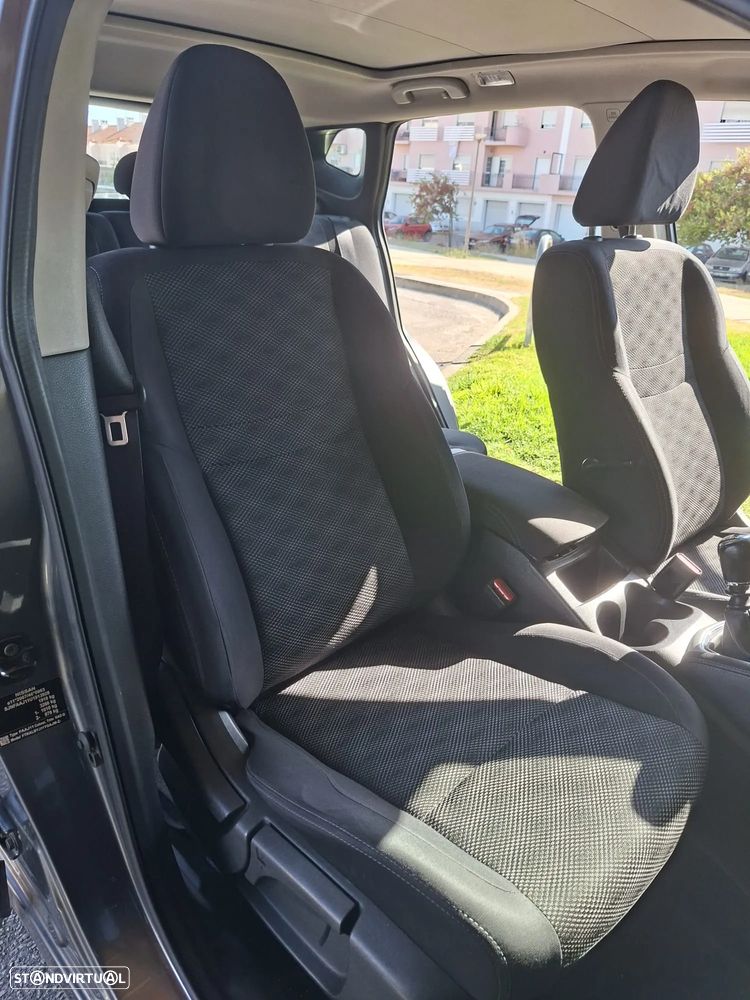 Nissan Qashqai 1.5 dCi Acenta Connect - 14