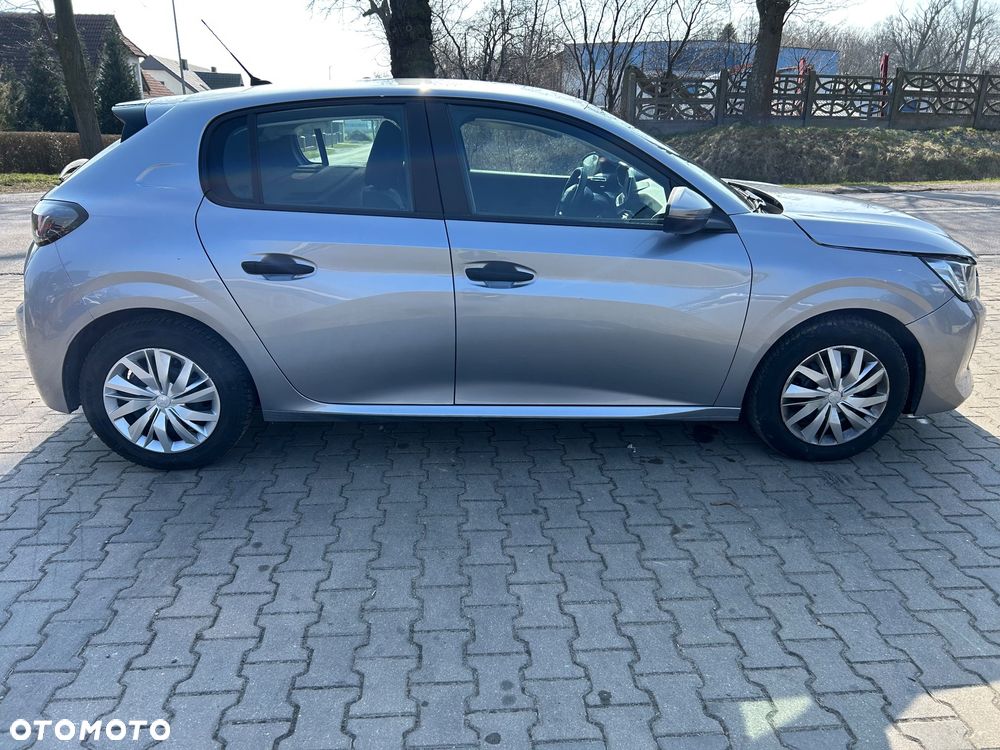 Peugeot 208 - 13