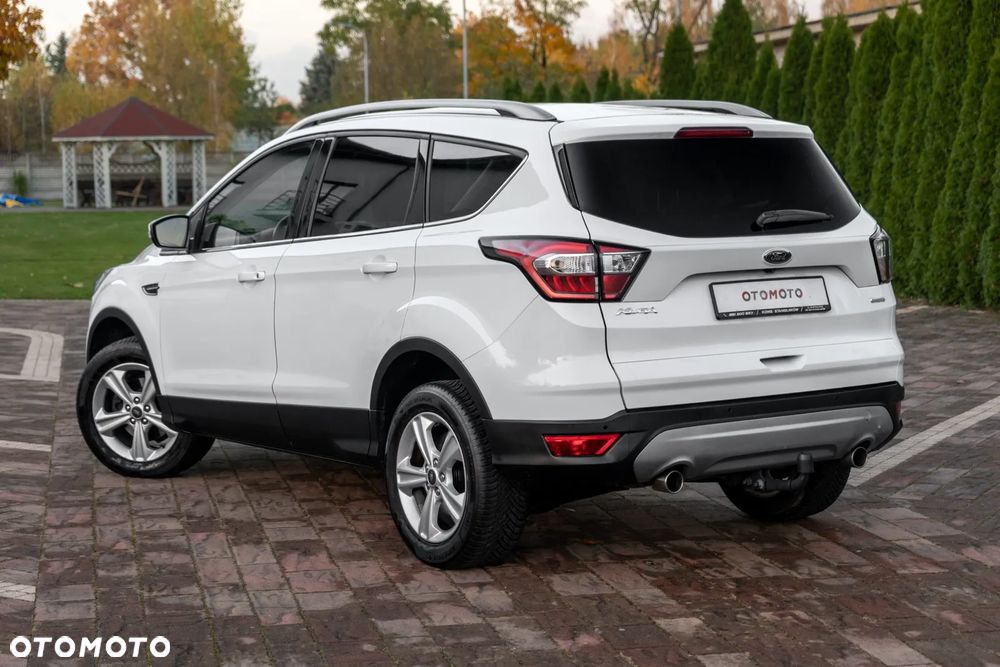 Ford Kuga - 11
