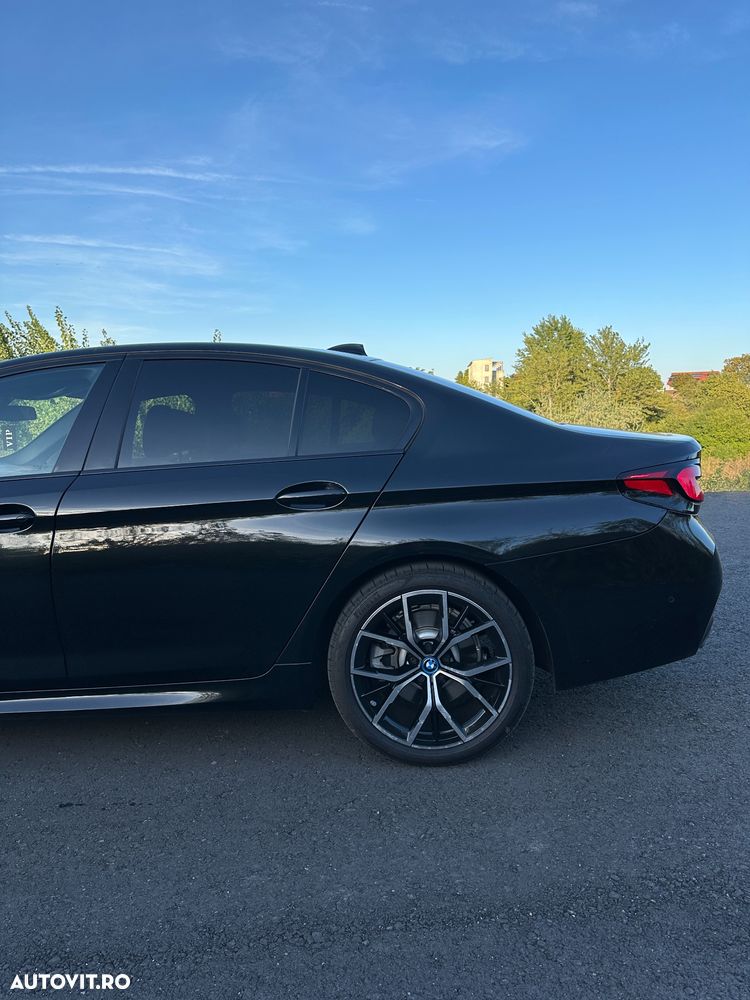 BMW Seria 5 530e AT PHEV - 12
