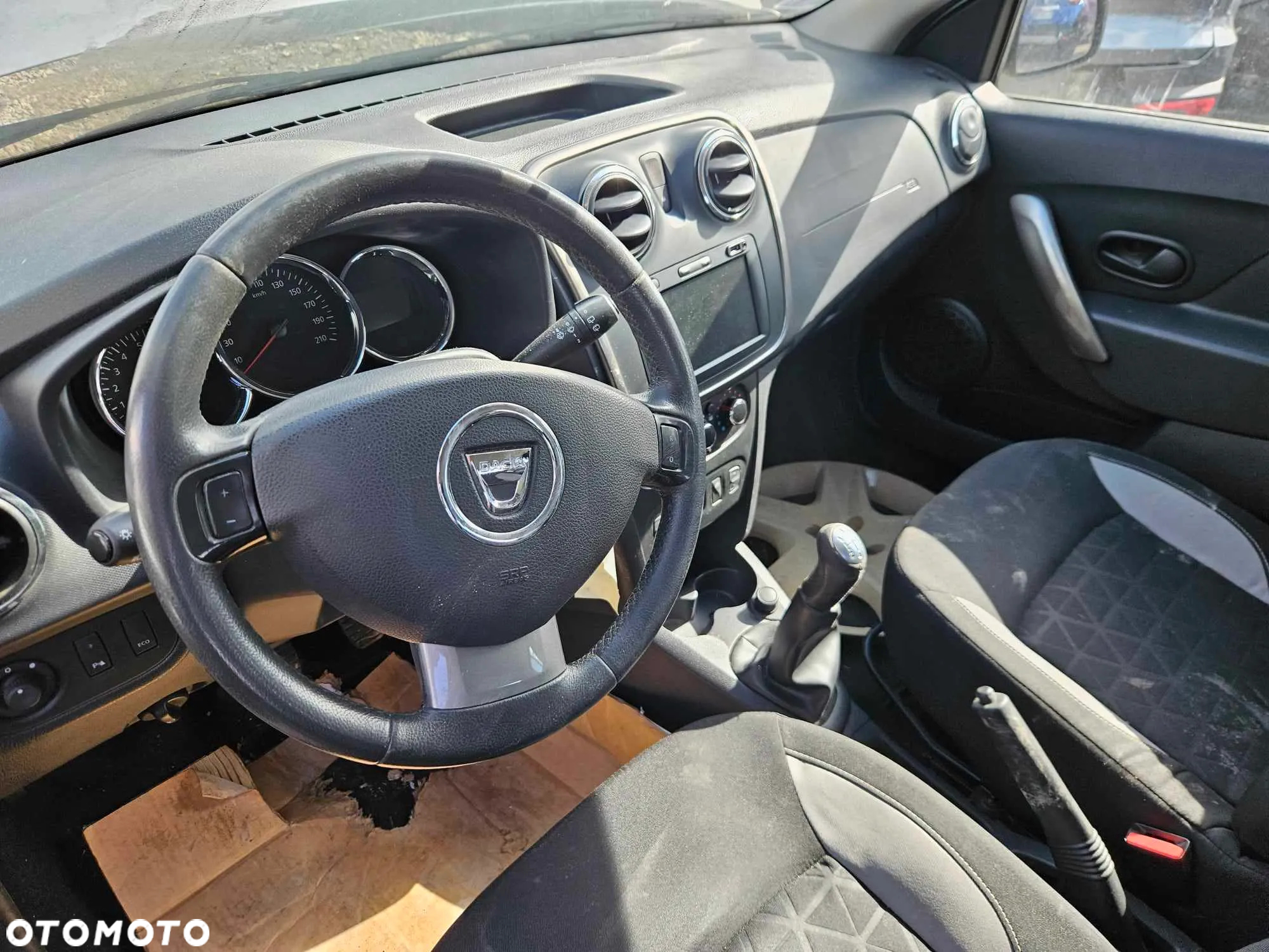 Dacia Sandero Stepway 1.5 dCi Laureate - 3