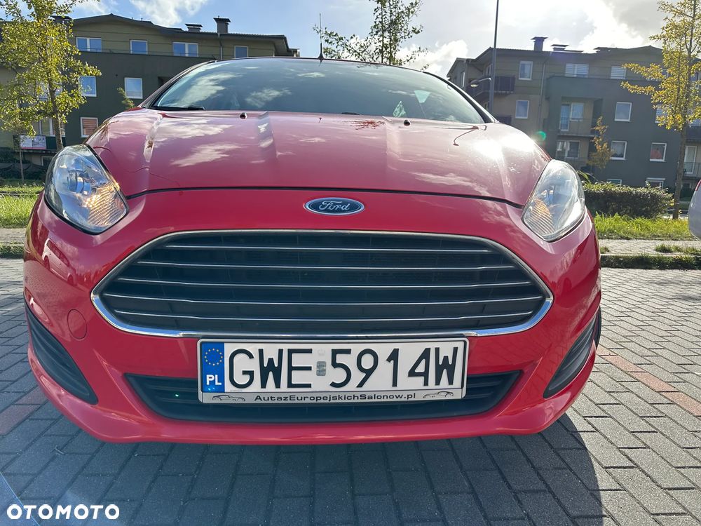 Ford Fiesta 1.0 Champions Edition - 10