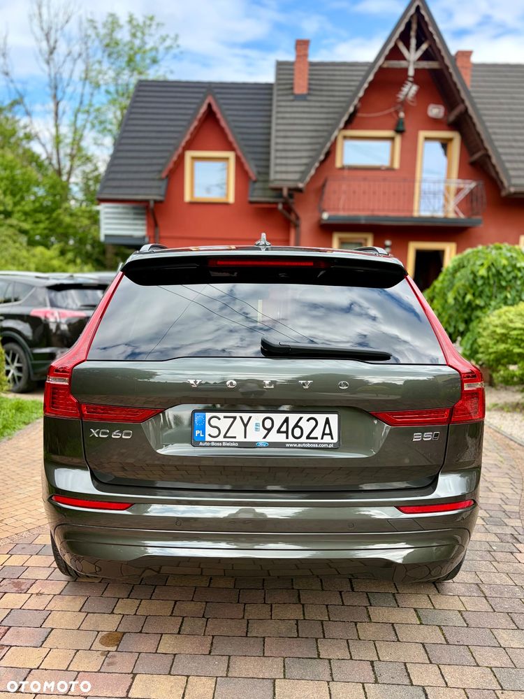 Volvo XC 60 B5 B AWD Geartronic Momentum Pro - 4