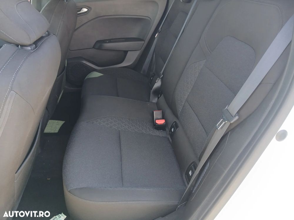 Renault Clio E-TECH 140 ZEN - 15