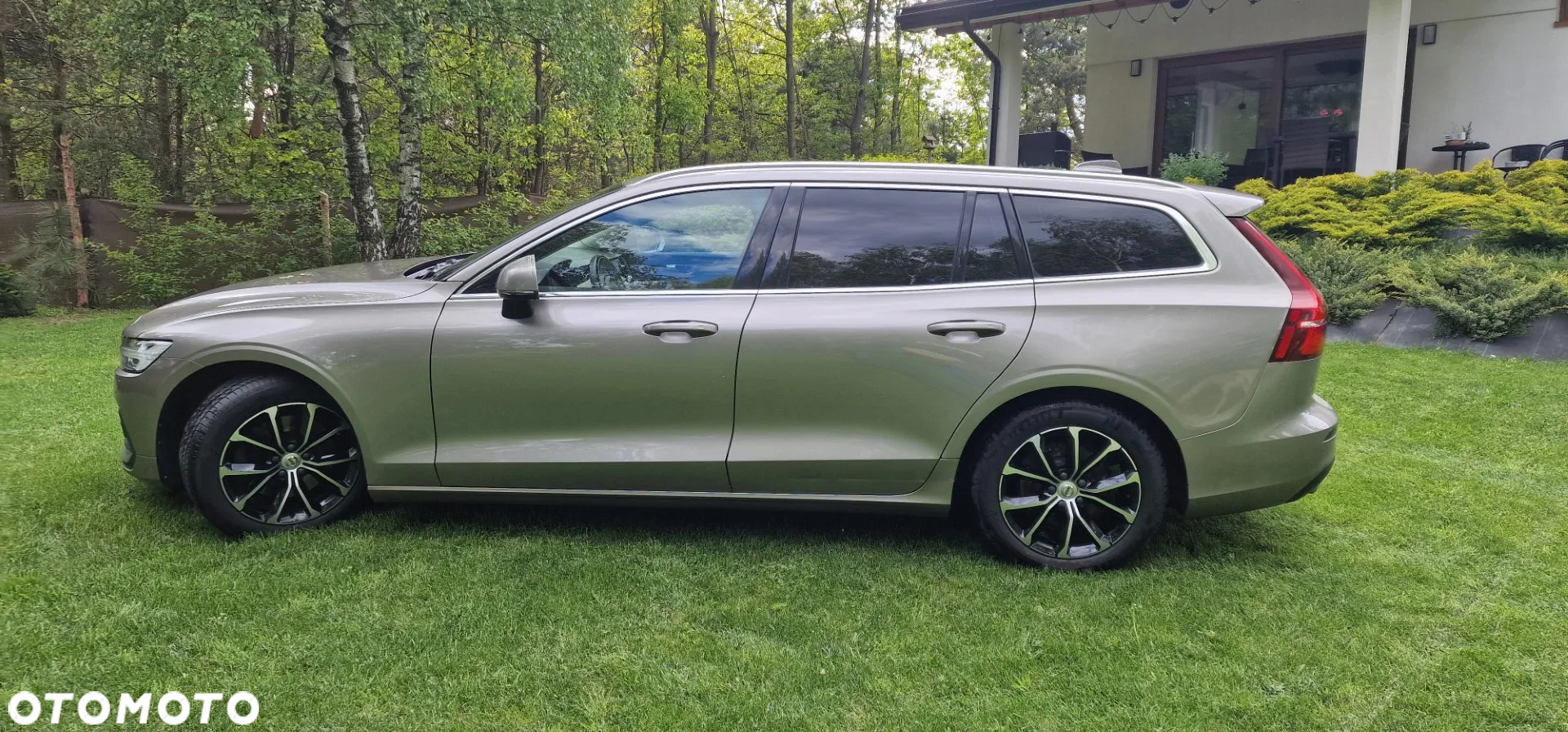 Volvo V60 B4 D Momentum Pro - 8