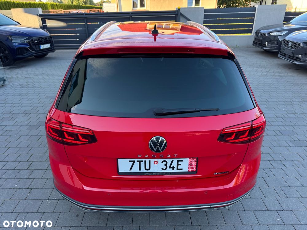 Volkswagen Passat Alltrack 2.0 TDI SCR DSG 4Motion - 12