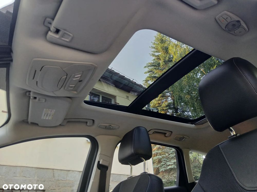 Ford Kuga 2.0 TDCi 4x4 Titanium - 22