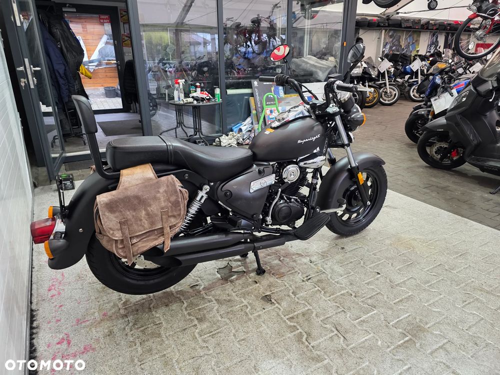 Keeway Superlight - 18