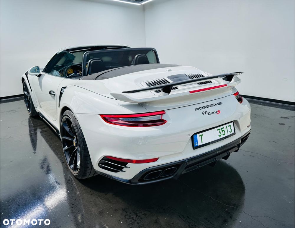Porsche 911 - 10