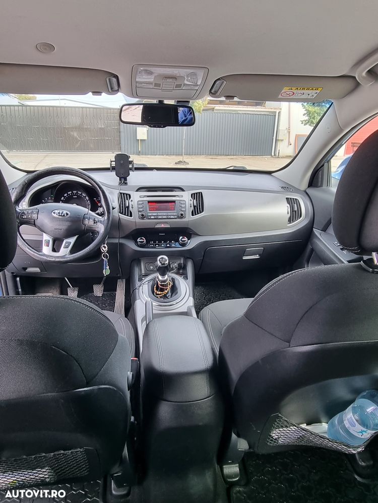 Kia Sportage 1.7 CRDI 2WD Attract - 17